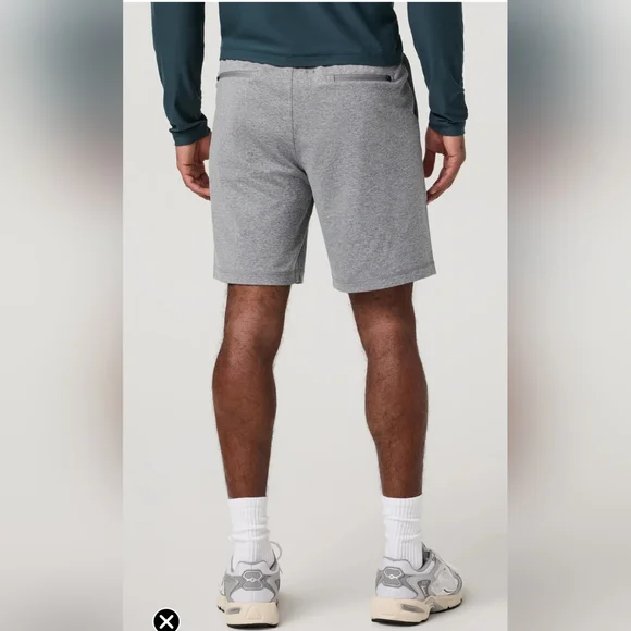 Vuori Men's Sunday Performance Shorts 8" In Heathered Grey Size Medium - Picture 9 of 9